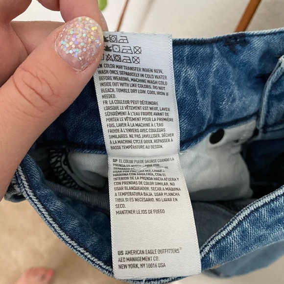 American Eagle Shortie Shorts Size 4 - Picture 7 of 7
